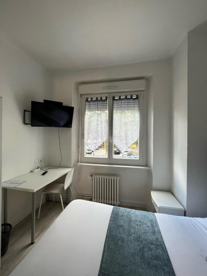 Hotel Agena Брест Екстер'єр фото