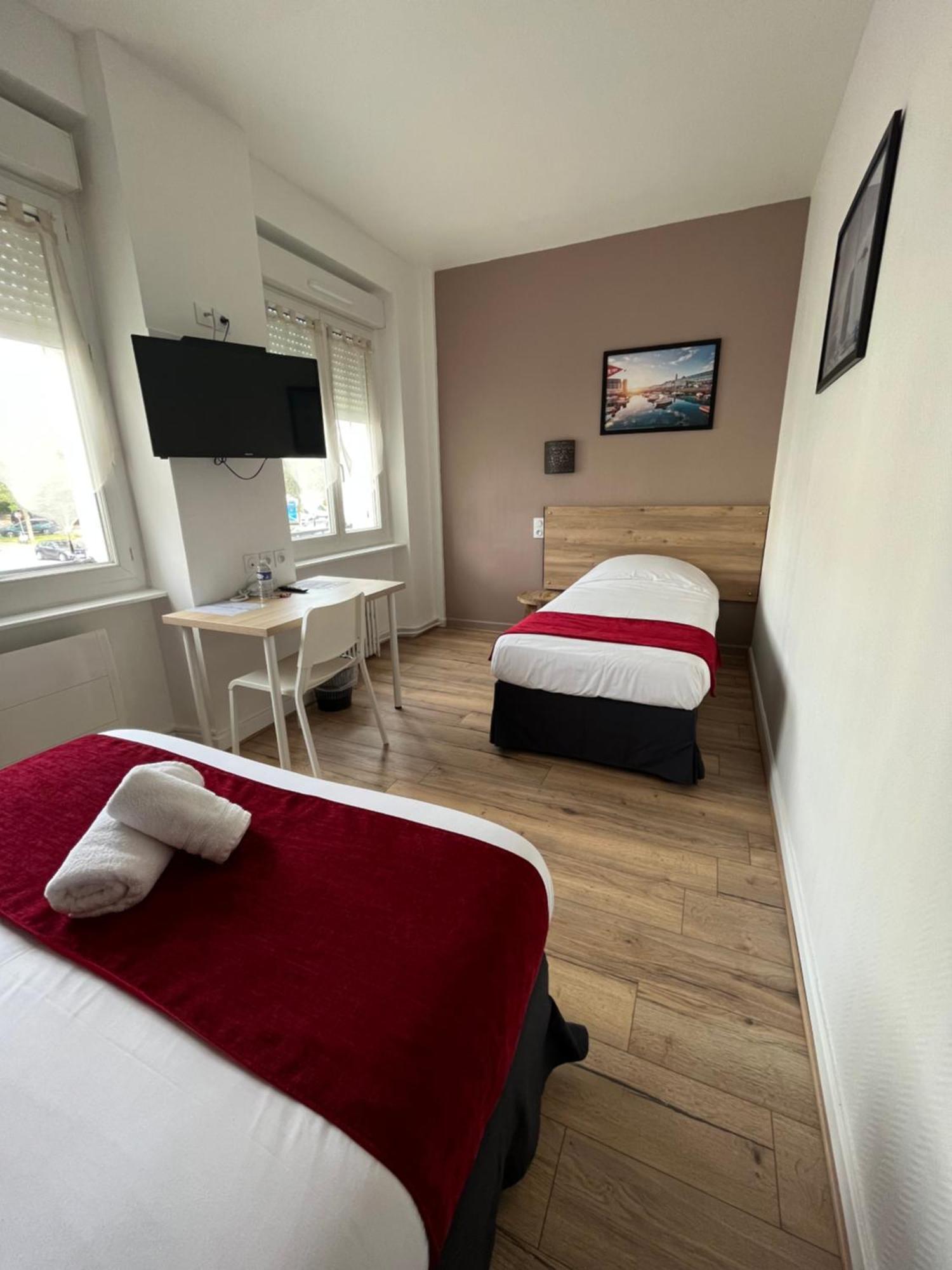 Hotel Agena Брест Екстер'єр фото