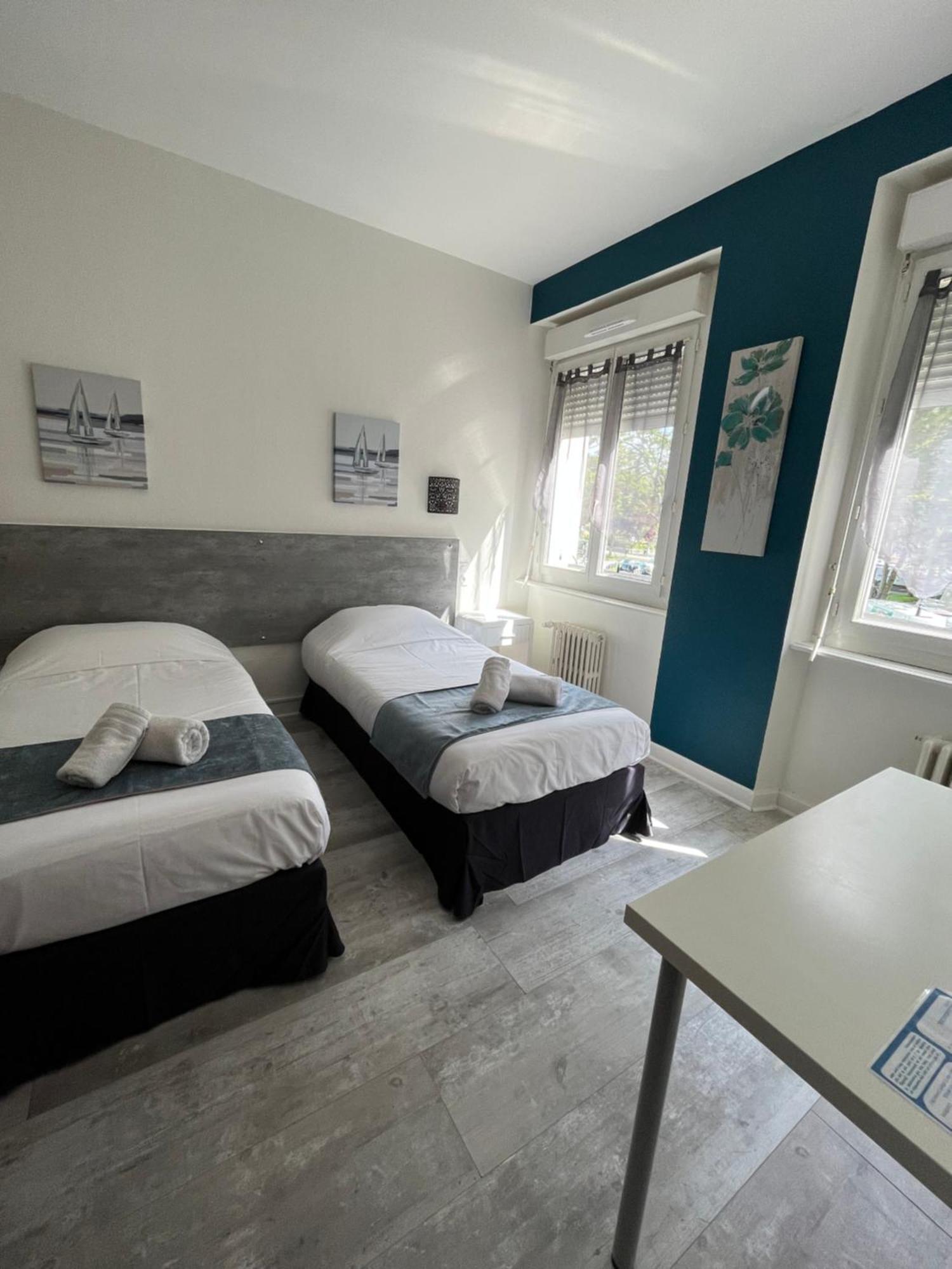 Hotel Agena Брест Екстер'єр фото