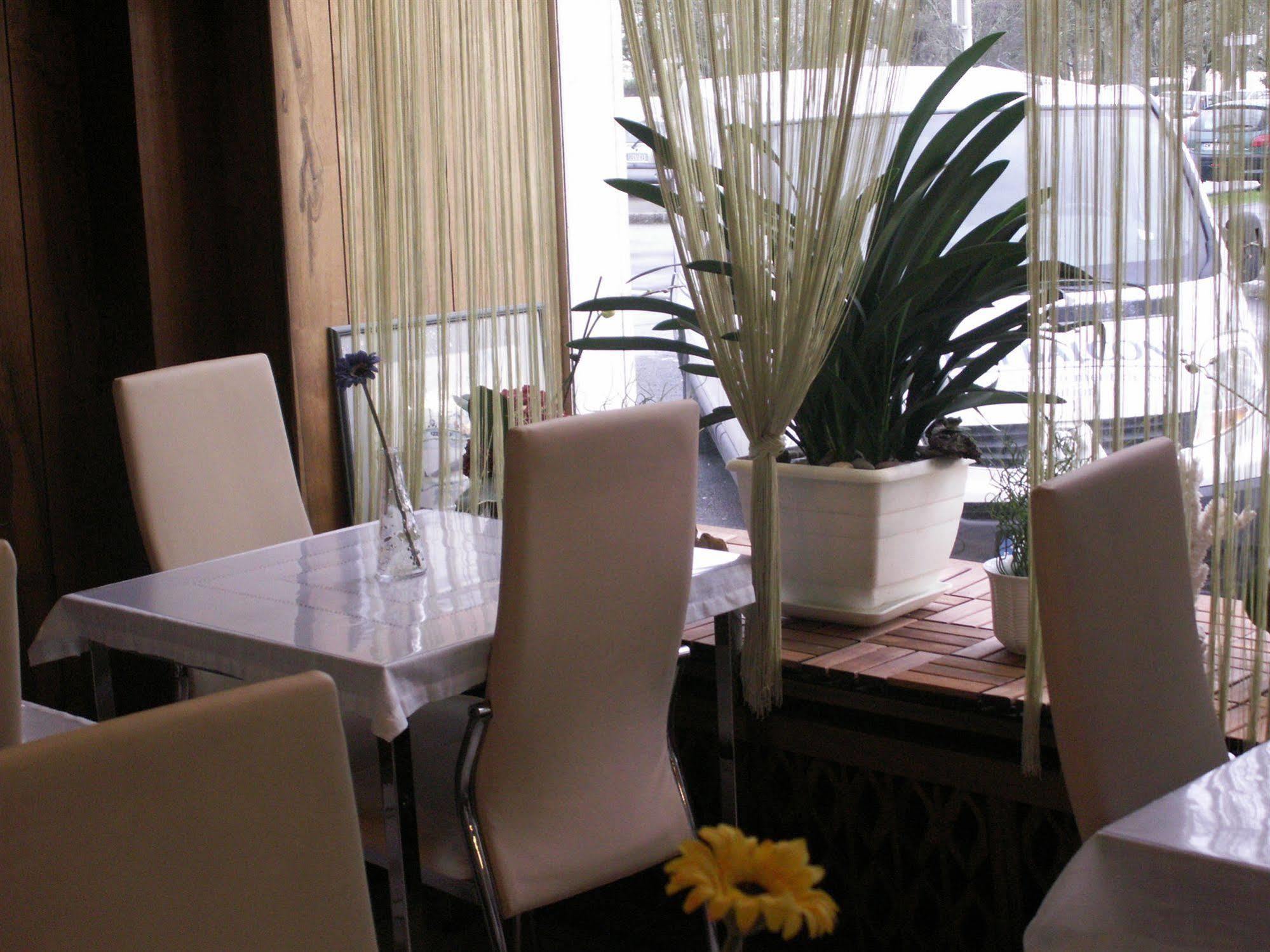 Hotel Agena Брест Екстер'єр фото